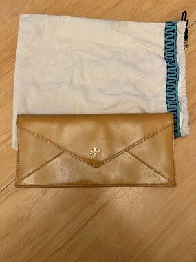 Tory Burch Camel Leather Envelope Clutch with Gold Logo
